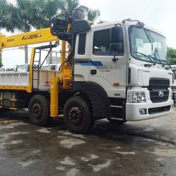 Cho thuê xe tải Hyundai 8 tấn gắn cần cẩu Soosan 10 tấn 5 khúc Cho thuê xe tải Hyundai 8 tấn gắn cần cẩu Soosan 10 tấn 5 khúc